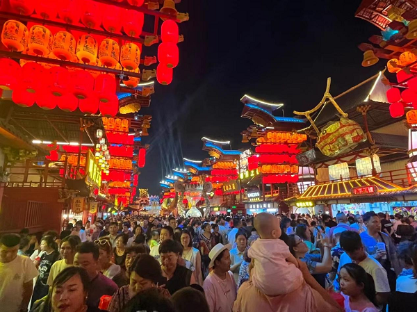 点亮新疆万人共赏！雪莲养生葡萄酒中秋夜与你星空相约！(图2)