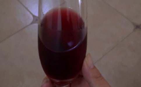 形容红酒的句子43条(图1)