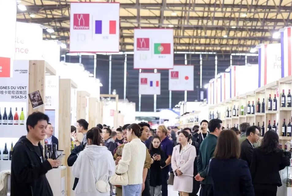 2023上海葡萄酒展：27363名专业买家共庆展会十周年！(图2)