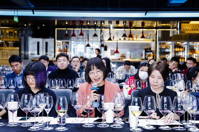 龙腾四海丨龙亭•红珍藏级葡萄酒隆重发布(图9)
