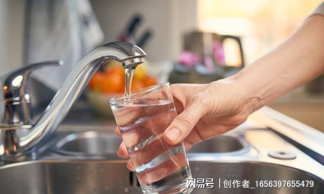 晚上不应该喝水？泌尿科医生告诉你晚间饮水的正确方式！(图5)