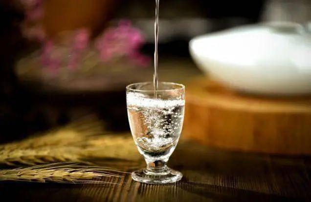 怀孕能否喝酒？白酒、啤酒、红果酒全解析替代选择大揭秘！(图2)