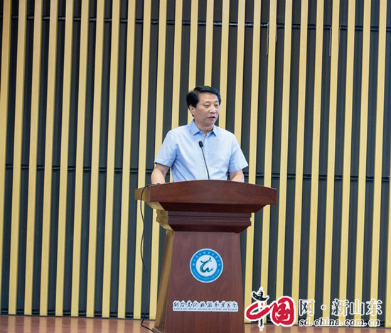 50所高校参与 6万人线上观看！“龙行高校”中国葡萄酒校园公开课在烟台成功举办(图2)
