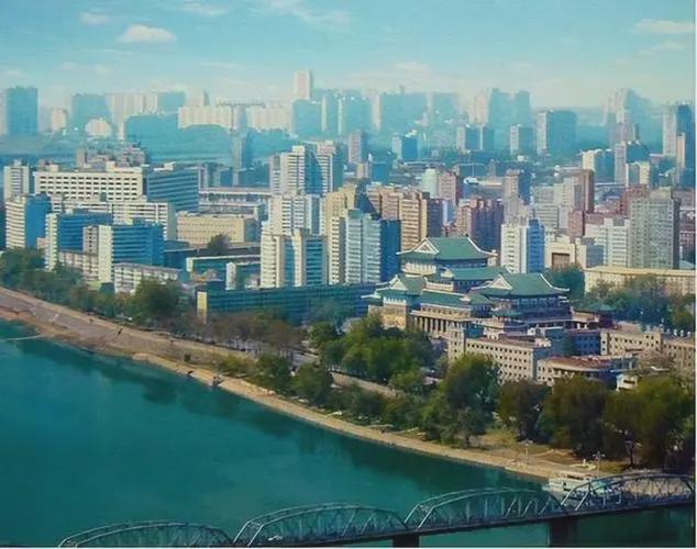 在“神秘”的朝鲜当地人的生活和我们有着什么样的不同？(图1)