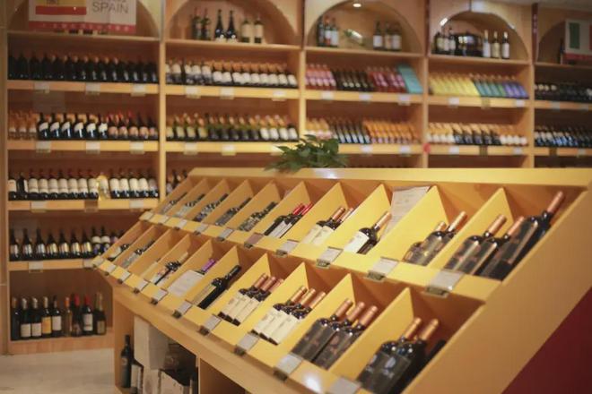 葡萄酒企半年报：2家双增长7家亏损1家资料被洪水淹毁(图2)